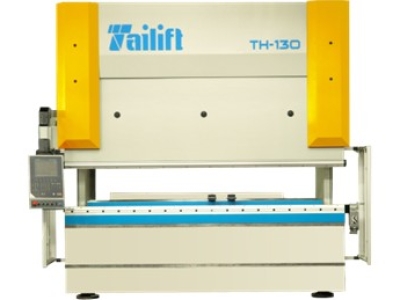 MÁY CHẤN TAILIFT TCH-130 DÒNG MÁY CHẤN CNC HIỆU SUẤT CAO CHO GIA CÔNG KIM LOẠI TẤM HIỆN ĐẠI 