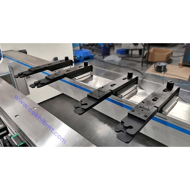 MÁY CHẤN TAILIFT TCH100