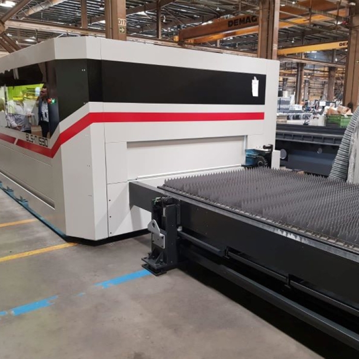 MÁY CẮT LASER FIBER CNC BAYKAL